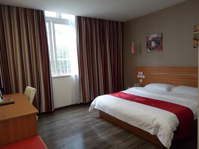 Thank Inn Chain Hotel Guizhou Zunyi Huichuan District Huichuan Avenue מראה חיצוני תמונה